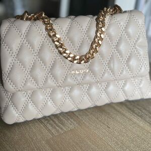Cute ALDO Bag in Beige.